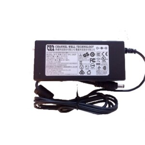 Fuente de Poder Regulada 12 VCD / 3.3A. / Conector 5.5 mm / Recomendado para DVR´s y PTZ TURBOHD KPL-040F