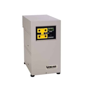 Regulador marca Vogar Bifasico con capacidad de 8 Kva, número de serie LAN-28. utilizan tecnología de conmutación mediante Tap Changer de 5 pasos
