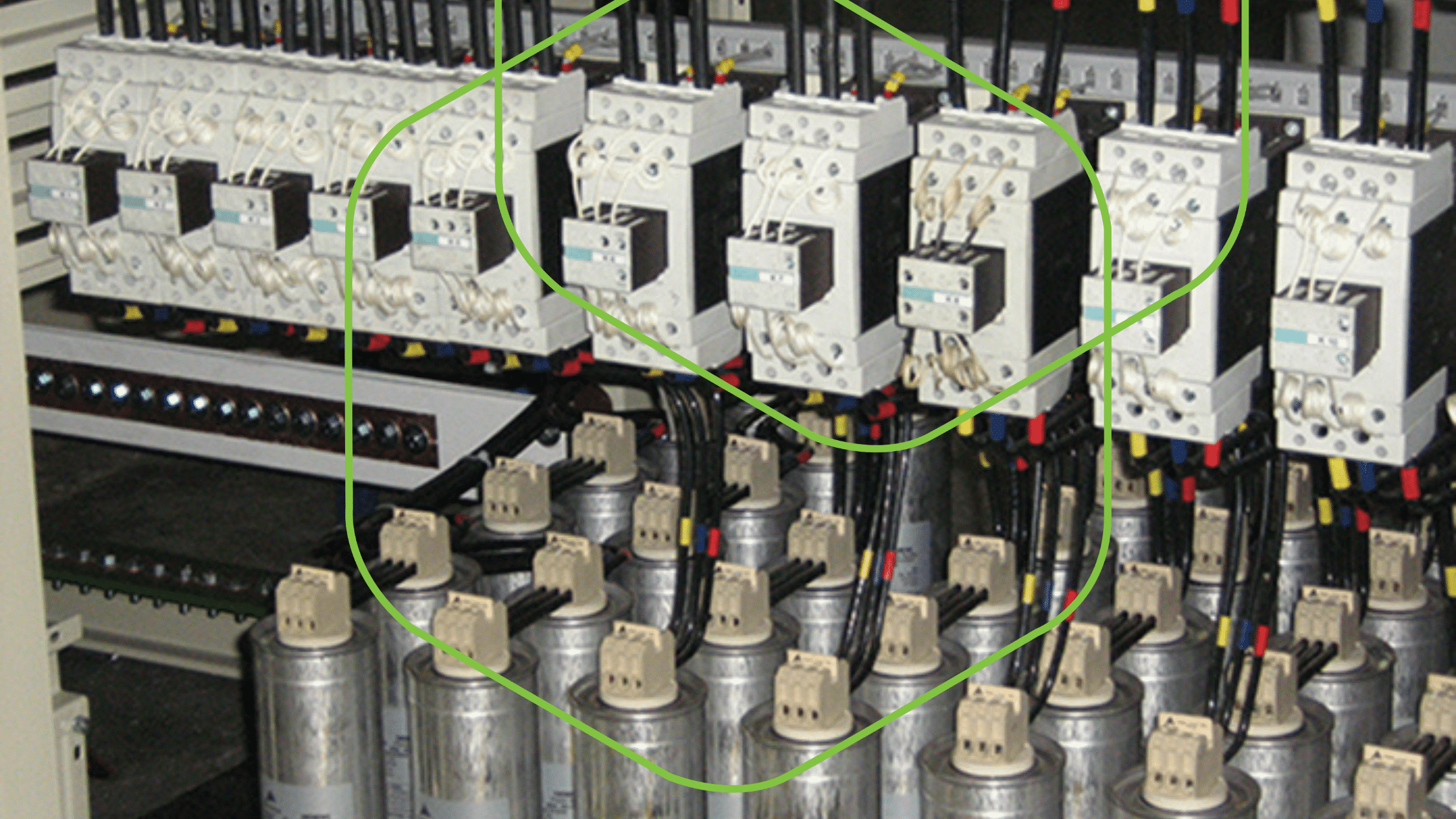 Capacitores